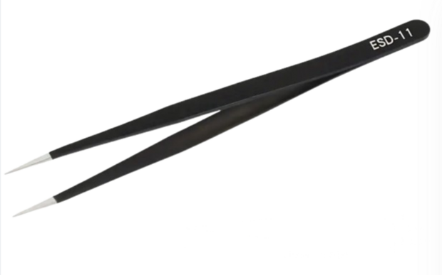 Set of 6 black beetle tweezers